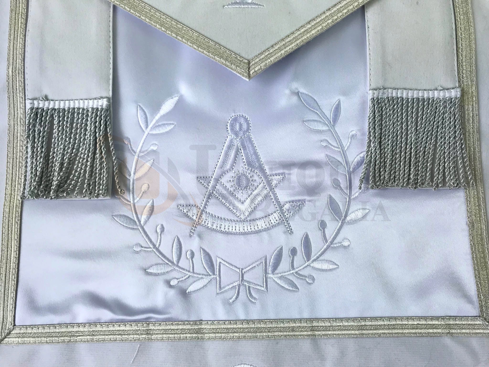 Blue Lodge Past Master Apron white